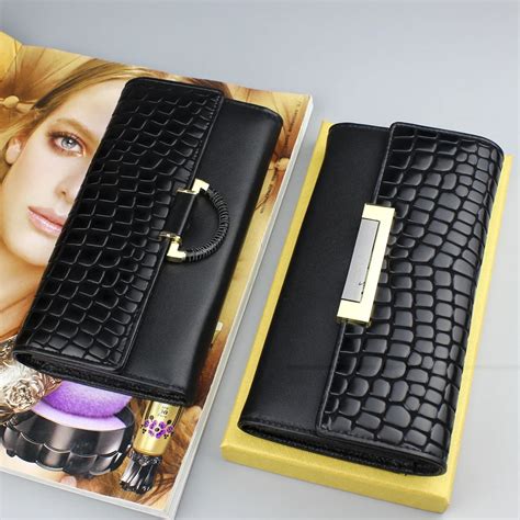 Women's Long Wallets In Leather And Re